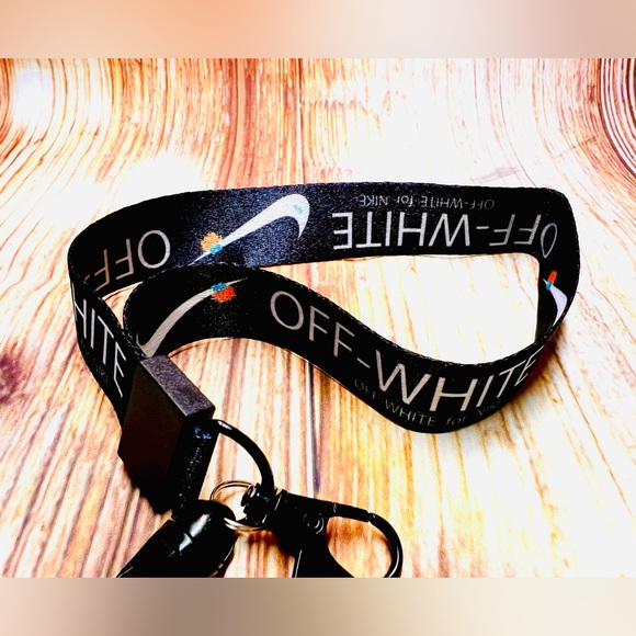 Nike OFF WHITE design Protective case for AirPods3: Black - Picture 9 of 11